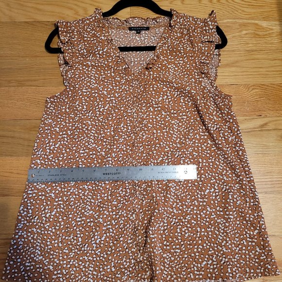 Business Casual Blouse - Picture 4 of 5